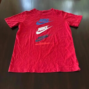 Nike Boys' Large T-Shirt
